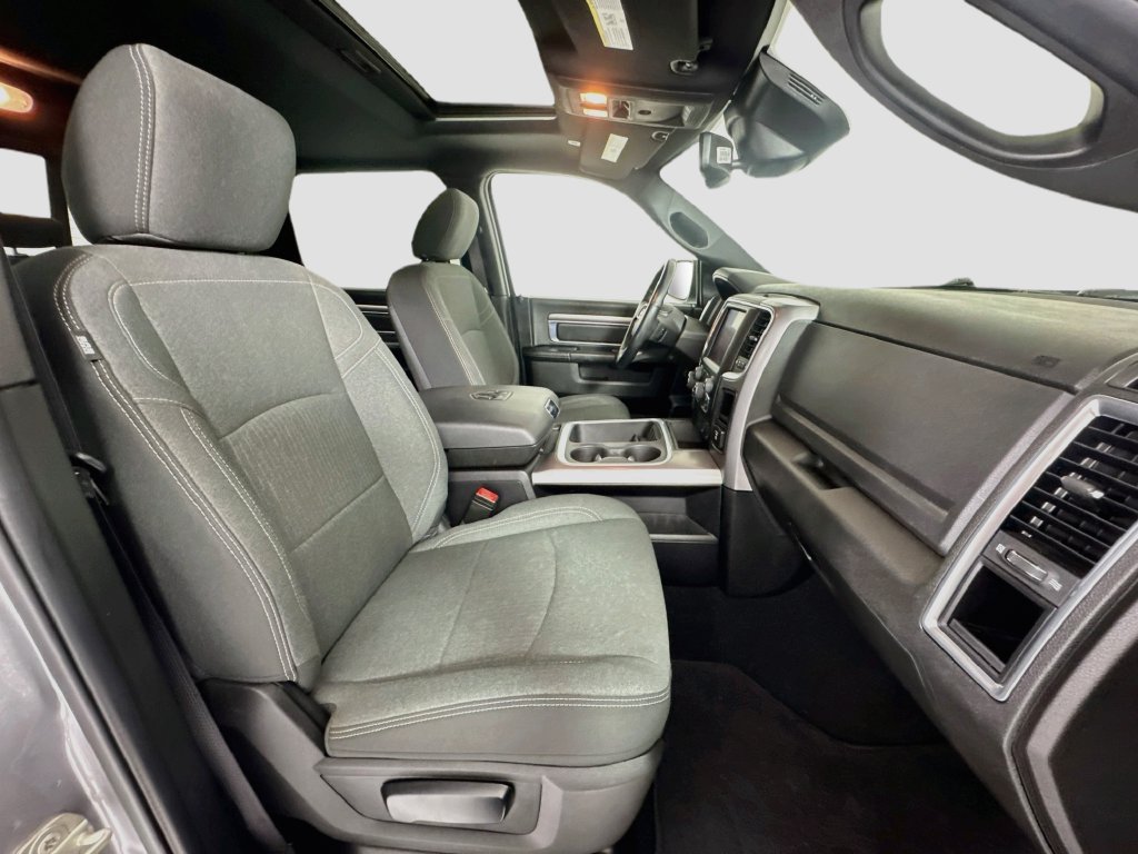 Used 2023 RAM 1500 Warlock AWD/4WD image 28