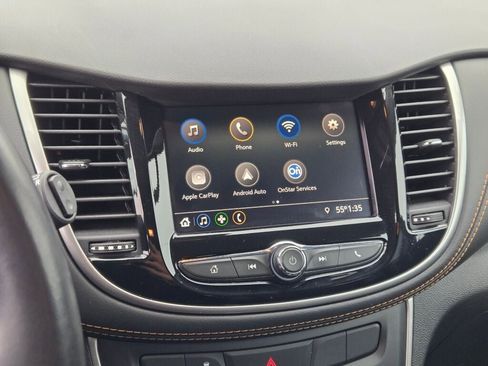 Used 2021 Chevrolet Trax LT w/ Driver Confidence Package image 23