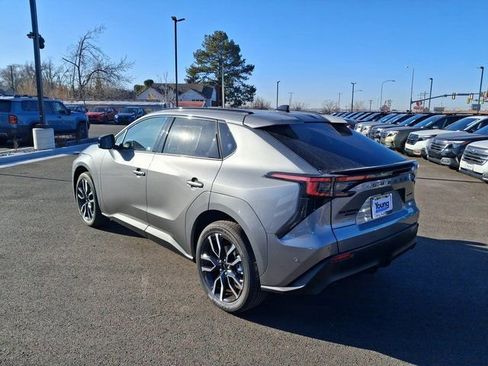 New 2026 Subaru Solterra Limited XT image 5