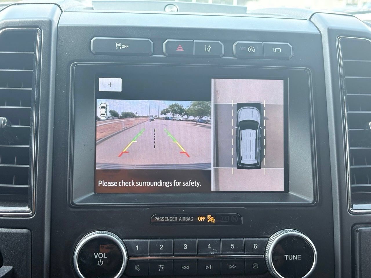 Used 2021 Ford Expedition Limited RWD image 11