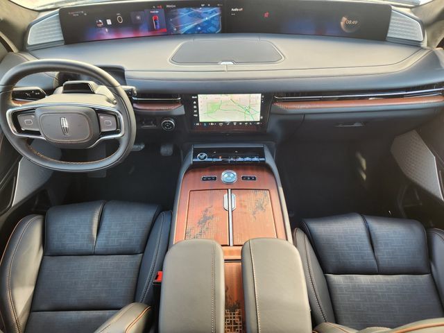 New 2027 Lincoln Navigator Black Label AWD/4WD image 11