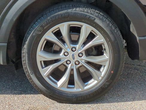 Used 2023 Ford Explorer Limited w/ Equipment Group 301A image 14