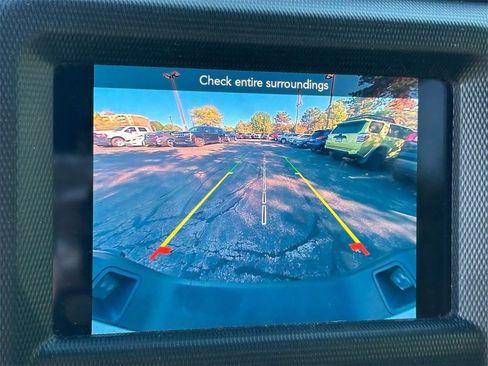 Certified 2021 Jeep Gladiator Willys image 15