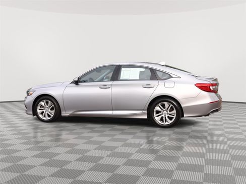 Used 2020 Honda Accord LX image 4