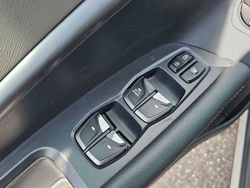 Used 2018 Hyundai Santa Fe Sport AWD/4WD image 15