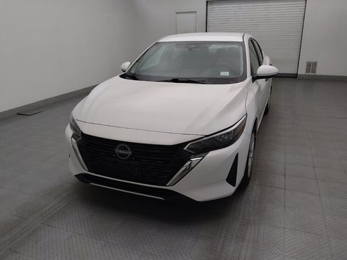 Used 2025 Nissan Sentra S image 15