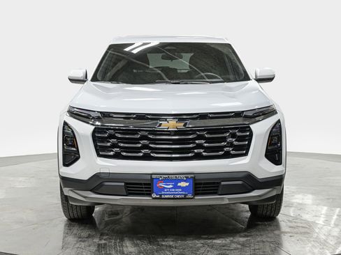 Used 2025 Chevrolet Equinox LT w/ Safety and Technology Package AWD/4WD image 10