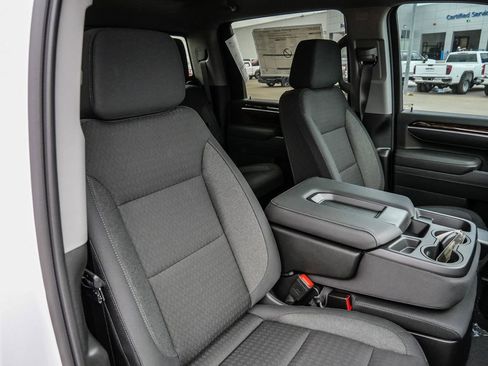 New 2026 GMC Sierra 3500 SLE w/ SLE Value Package image 17