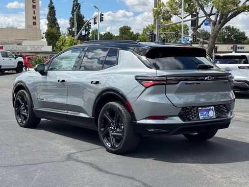 New 2026 Chevrolet Equinox EV RS AWD/4WD image 4