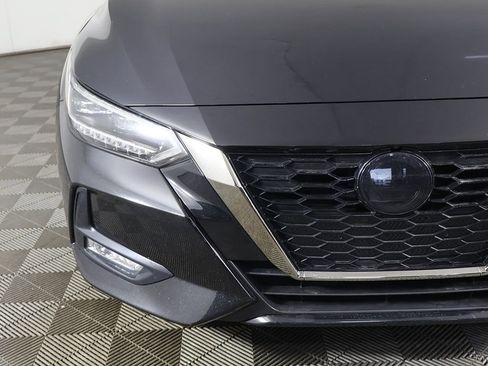 Used 2022 Nissan Sentra SR w/ SR Premium Package image 14
