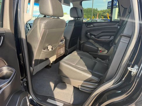 Used 2019 GMC Yukon SLT w/ Premium Edition AWD/4WD image 49