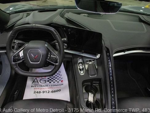Used 2024 Chevrolet Corvette Stingray Preferred Cpe w/ 2LT RWD image 17