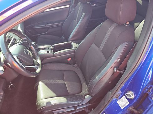 Used 2019 Honda Civic Sport image 7