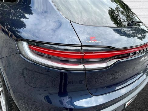 Used 2023 Porsche Macan AWD/4WD image 20