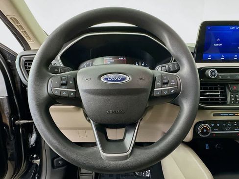 Certified 2020 Ford Escape SE image 15