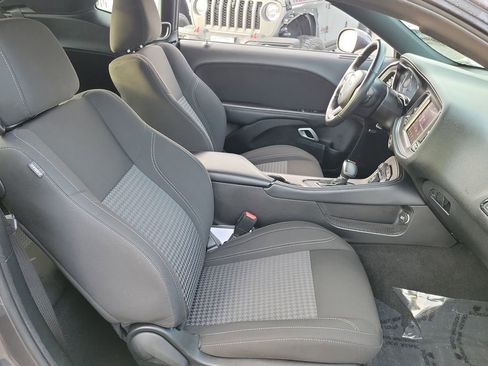 Certified 2023 Dodge Challenger SXT w/ Blacktop Package image 18