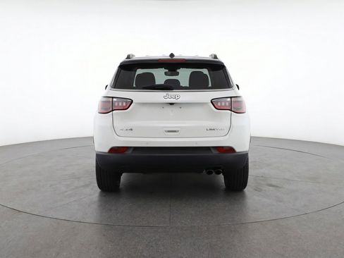 Used 2025 Jeep Compass Limited AWD/4WD image 7