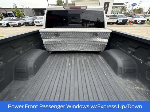 Used 2020 GMC Sierra 1500 SLT w/ SLT Premium Package AWD/4WD image 10