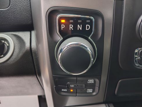 Certified 2021 RAM 1500 Classic Warlock w/ Luxury Group image 31