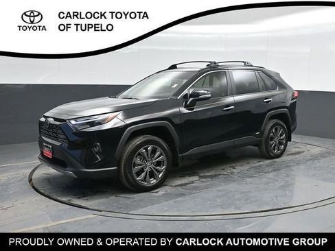Used 2025 Toyota RAV4 Limited image 8