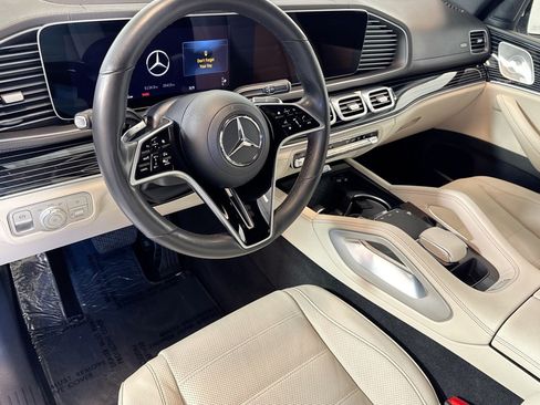 Certified 2024 Mercedes-Benz GLE 450e 4MATIC image 9