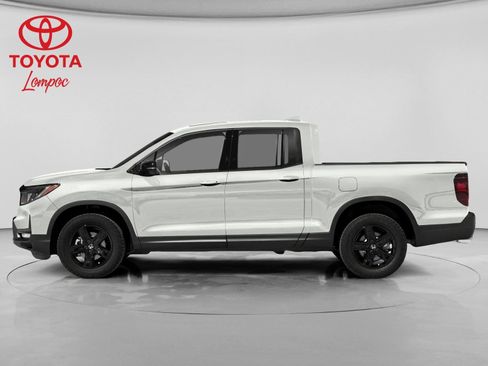 Used 2021 Honda Ridgeline Black Edition image 3