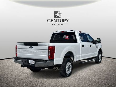 Certified 2022 Ford F250 XLT image 2