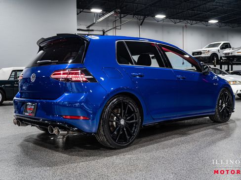 Used 2019 Volkswagen Golf R 4-Door image 5