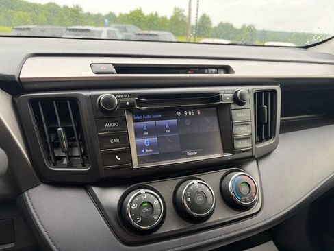 Used 2018 Toyota RAV4 LE w/ All Weather Liner Package AWD/4WD image 13