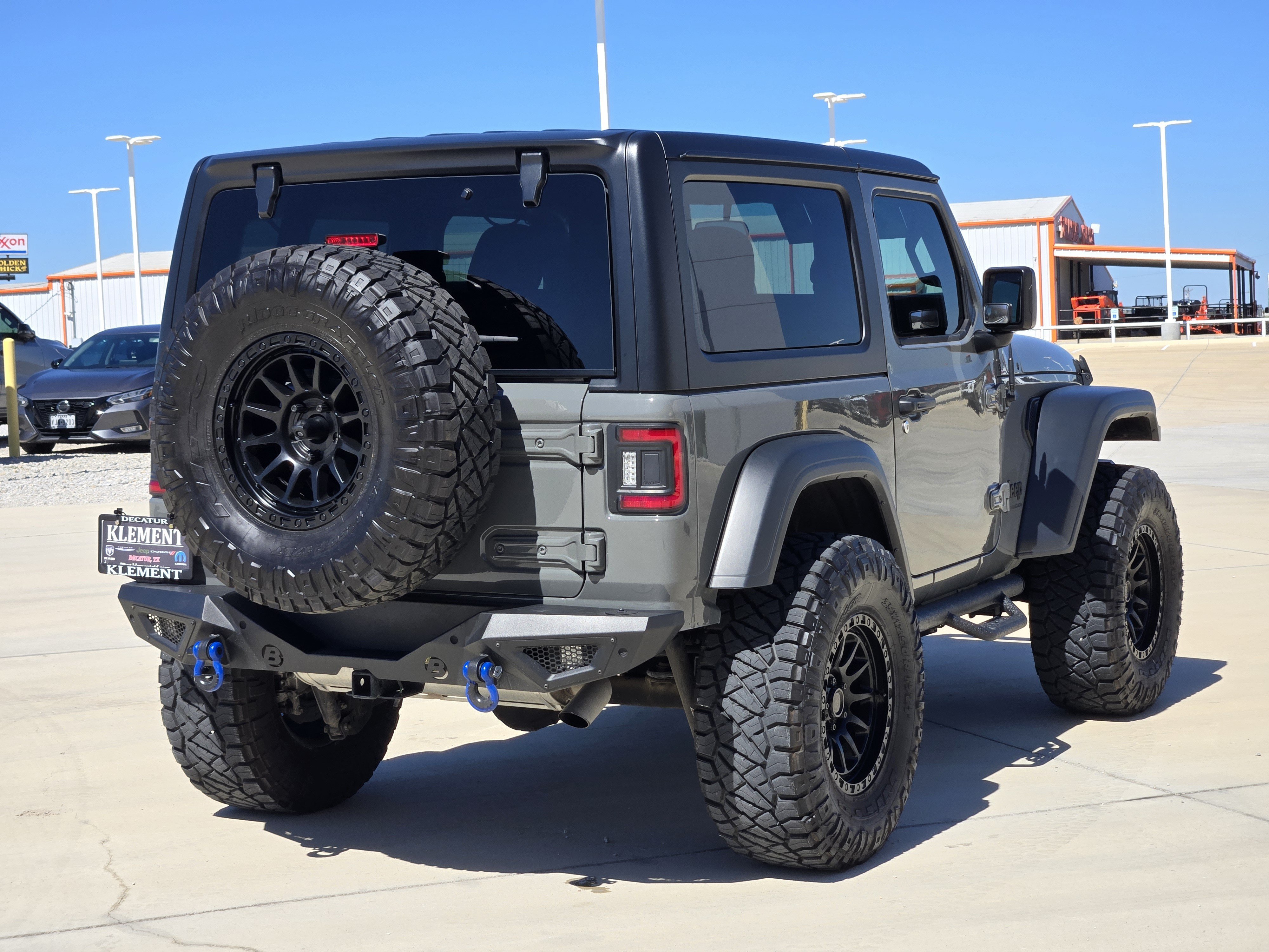 Used 2023 Jeep Wrangler Sport AWD/4WD image 8