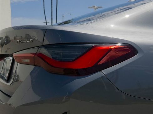 New 2026 BMW i4 eDrive40 w/ Parking Assistance Package RWD image 5