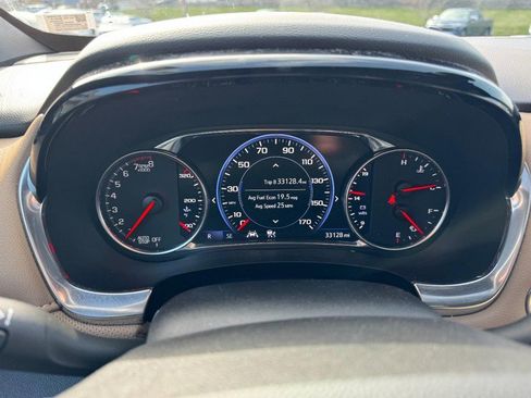 Used 2023 Chevrolet Traverse Premier image 26