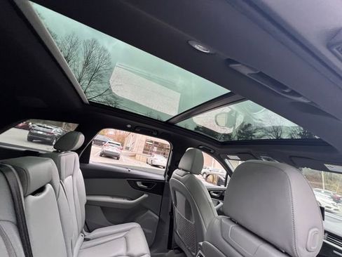 Used 2018 Audi Q7 3.0T Premium Plus w/ Premium Plus Package image 33