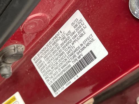 Used 2023 Honda Passport EX-L image 11