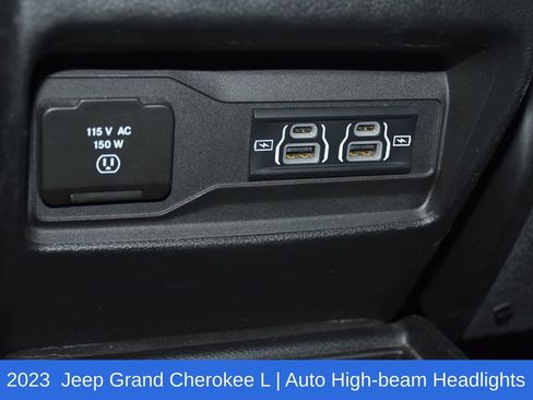 Used 2023 Jeep Grand Cherokee L Limited w/ Luxury Tech Group II AWD/4WD image 30
