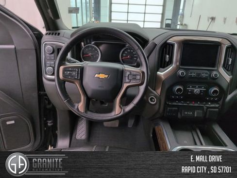 Used 2021 Chevrolet Silverado 1500 High Country w/ Technology Package AWD/4WD image 14