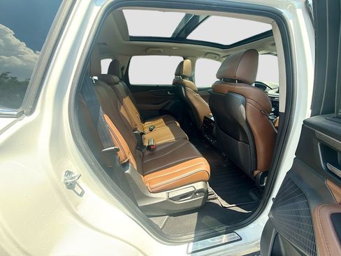Used 2022 Acura MDX SH-AWD w/ Advance Package image 30