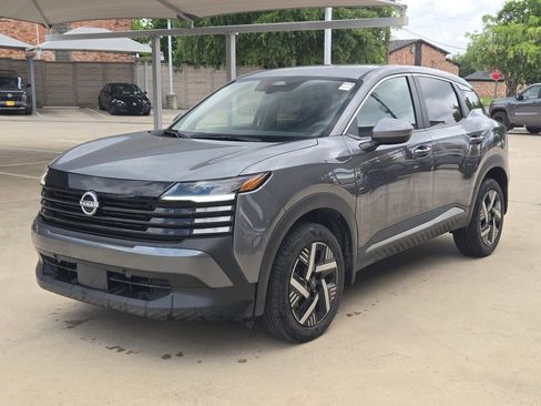 Certified 2025 Nissan Kicks SV FWD image 4