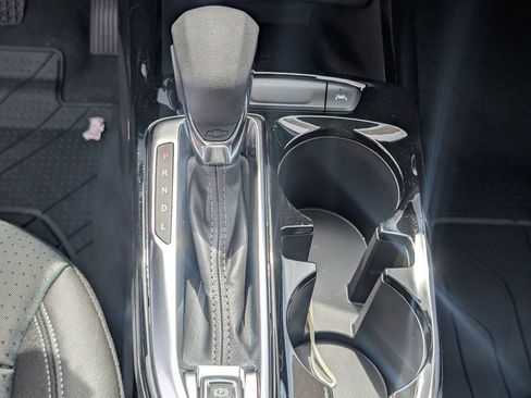 New 2026 Chevrolet Trax LT w/ Sunroof Package FWD image 21