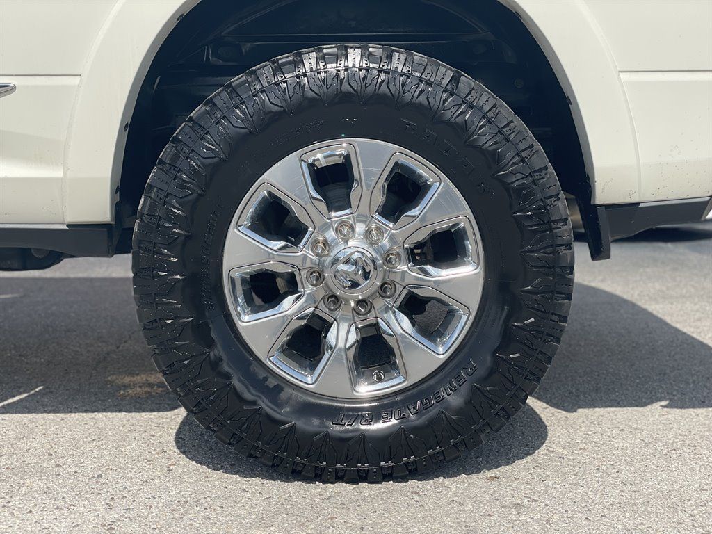 Used 2019 RAM 2500 Limited AWD/4WD image 37