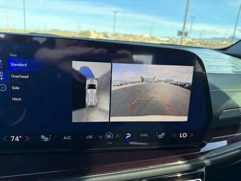 New 2026 Chevrolet Traverse Z71 w/ Enhanced Driving Package image 30