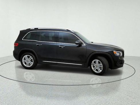 Used 2023 Mercedes-Benz GLB 250 image 6