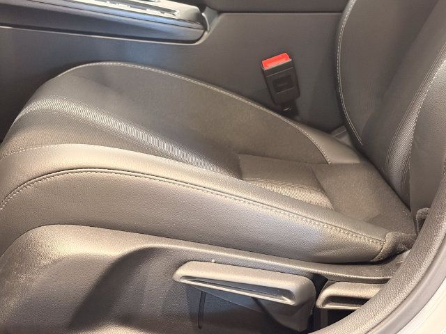 Used 2025 Honda Civic Sport image 13