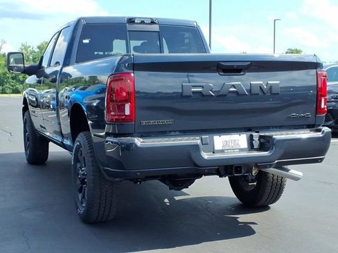 New 2026 RAM 2500 Big Horn AWD/4WD image 4