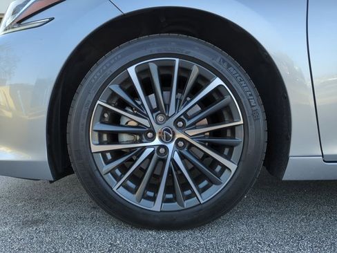 Used 2022 Lexus ES 350 ES 350 w/ Premium Package image 14