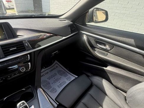 Used 2017 BMW 430i Convertible image 19