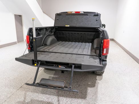 Used 2019 Ford F150 Platinum w/ Equipment Group 701A Luxury AWD/4WD image 12