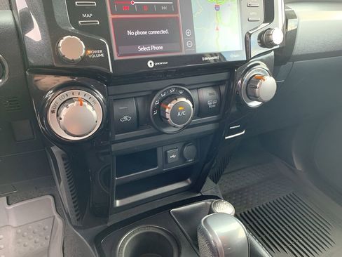 Used 2021 Toyota 4Runner Venture w/ Moonroof Package image 20