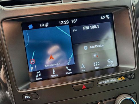 Used 2019 Ford Explorer XLT w/ Equipment Group 202A AWD/4WD image 19