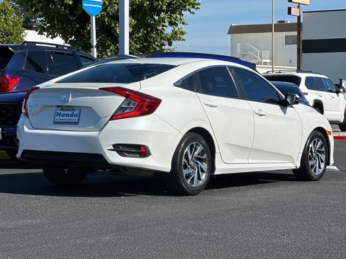 Used 2016 Honda Civic EX image 8